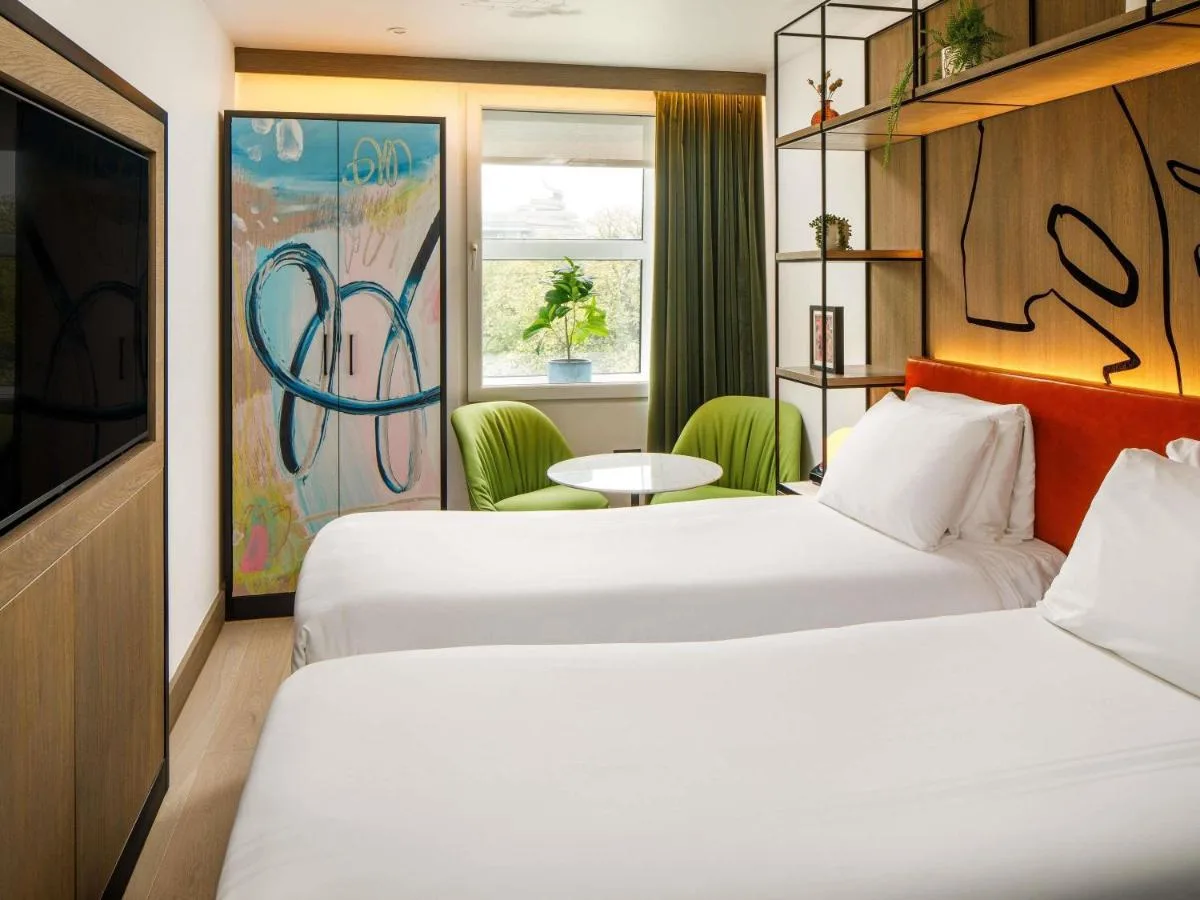 Standard Twin Room